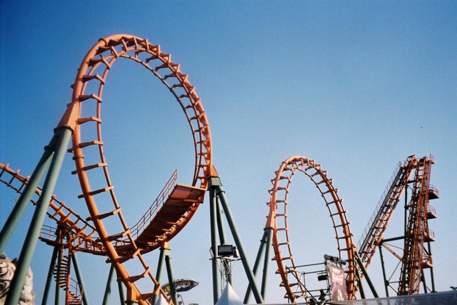 a+loop+the+loop+rollercoaster.+Photo+by+Somruthai+Keawjan+on+Unsplash.