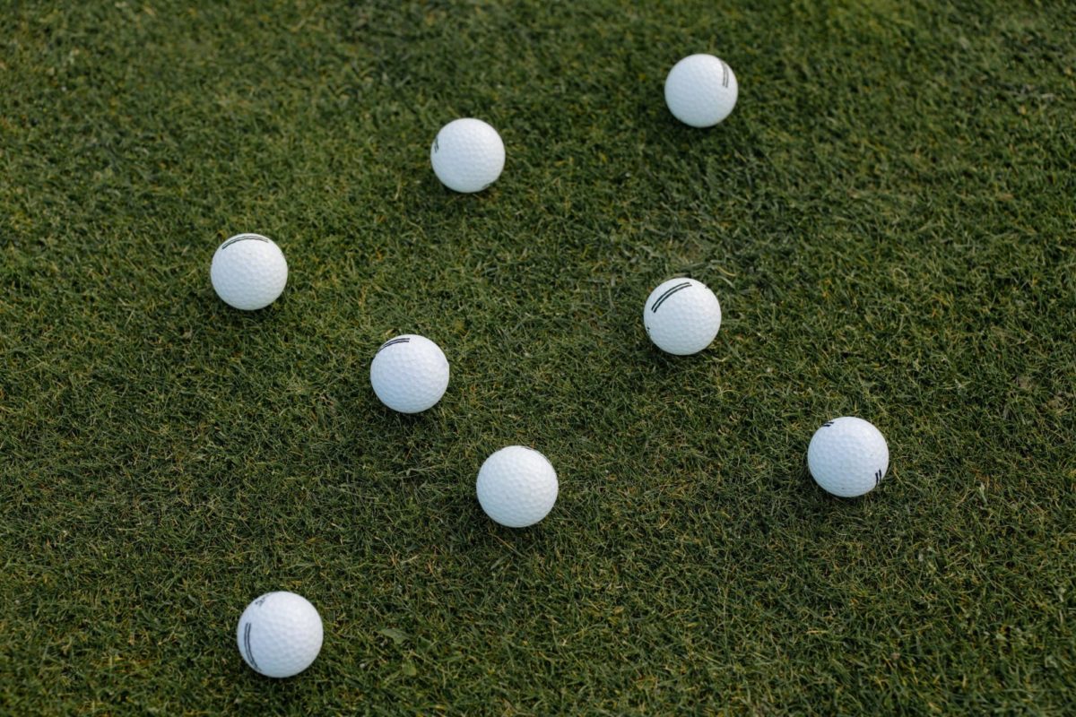 Photo of golf balls