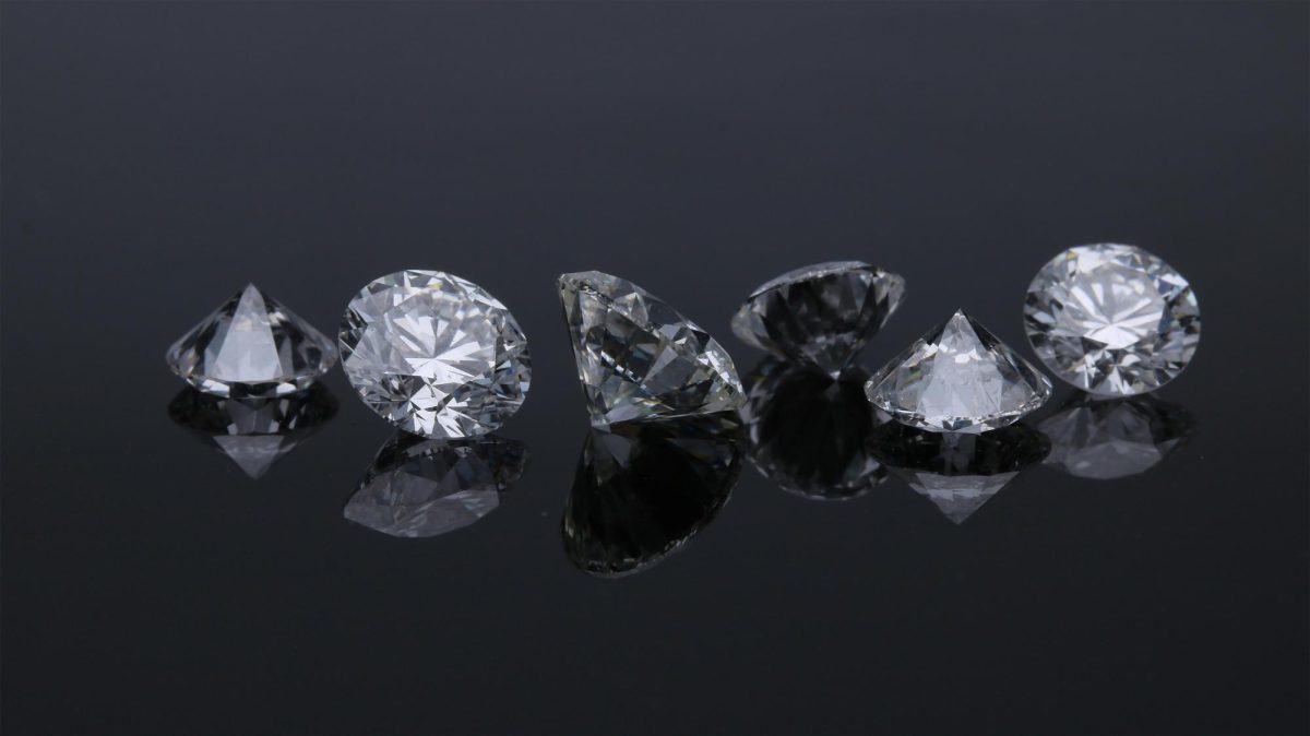 De Beers Diamond Deception